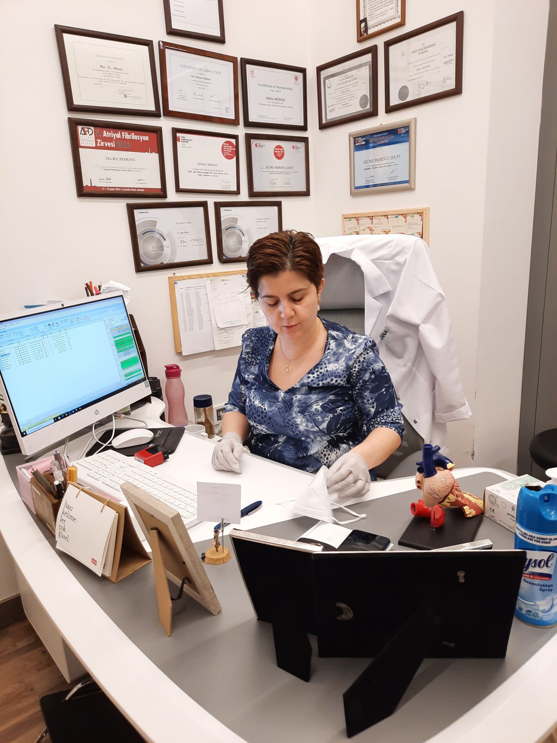 Dr. Selma Akdeniz Oskay galeri fotoğrafı 7